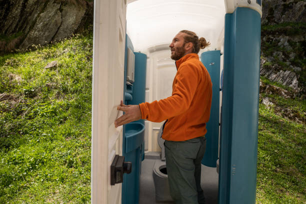 Portable Toilet Options We Offer in Lake Linden, MI